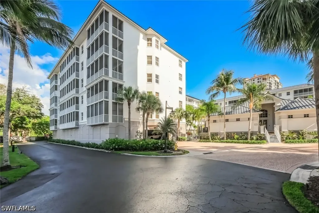 450 Launch Circle Naples FL 34108
