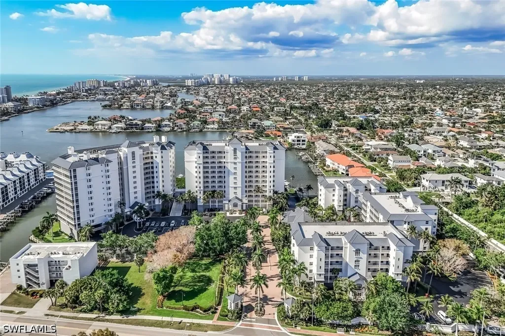 450 Launch Circle Naples FL 34108