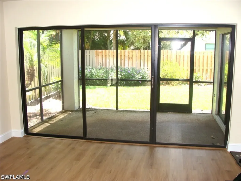 857 Reef Point Circle Naples FL 34108
