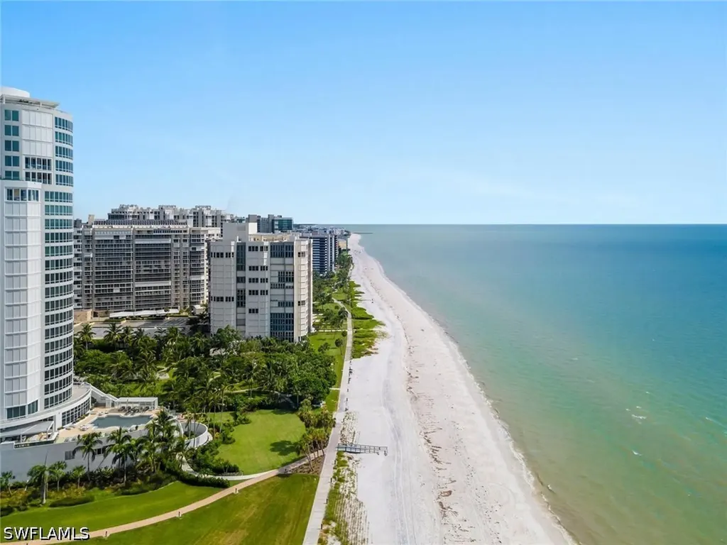 555 Park Shore Drive Naples FL 34103