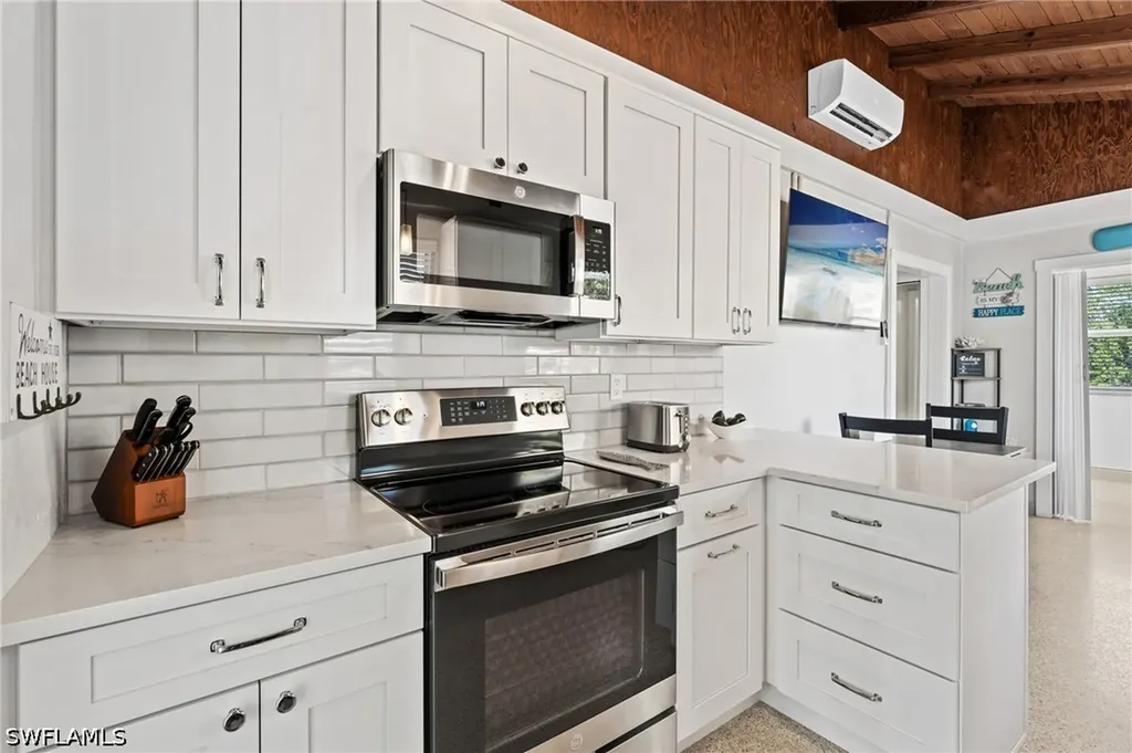 2134 Palm Street Naples FL 34119