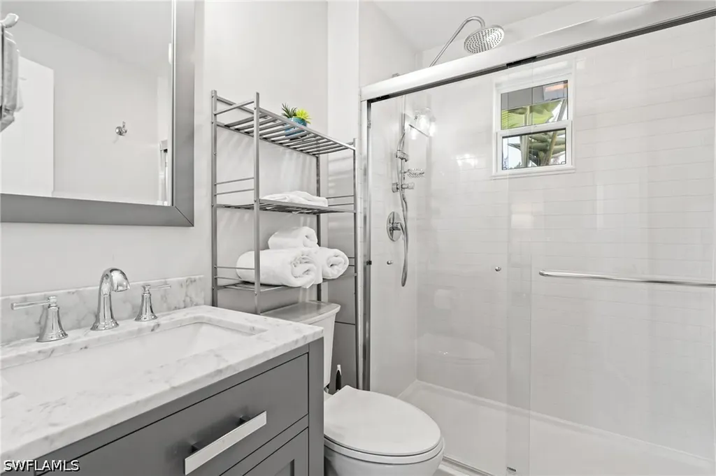 2134 Palm Street Naples FL 34119