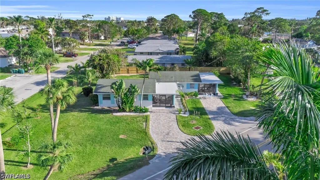 2134 Palm Street Naples FL 34119