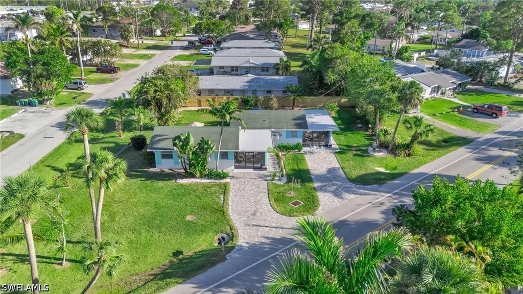 2134 Palm Street Naples FL 34119