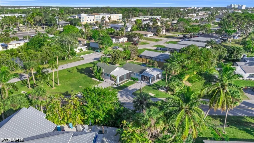 2134 Palm Street Naples FL 34119