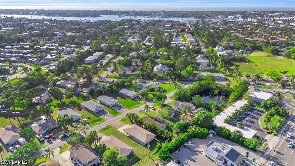 2134 Palm Street Naples FL 34119