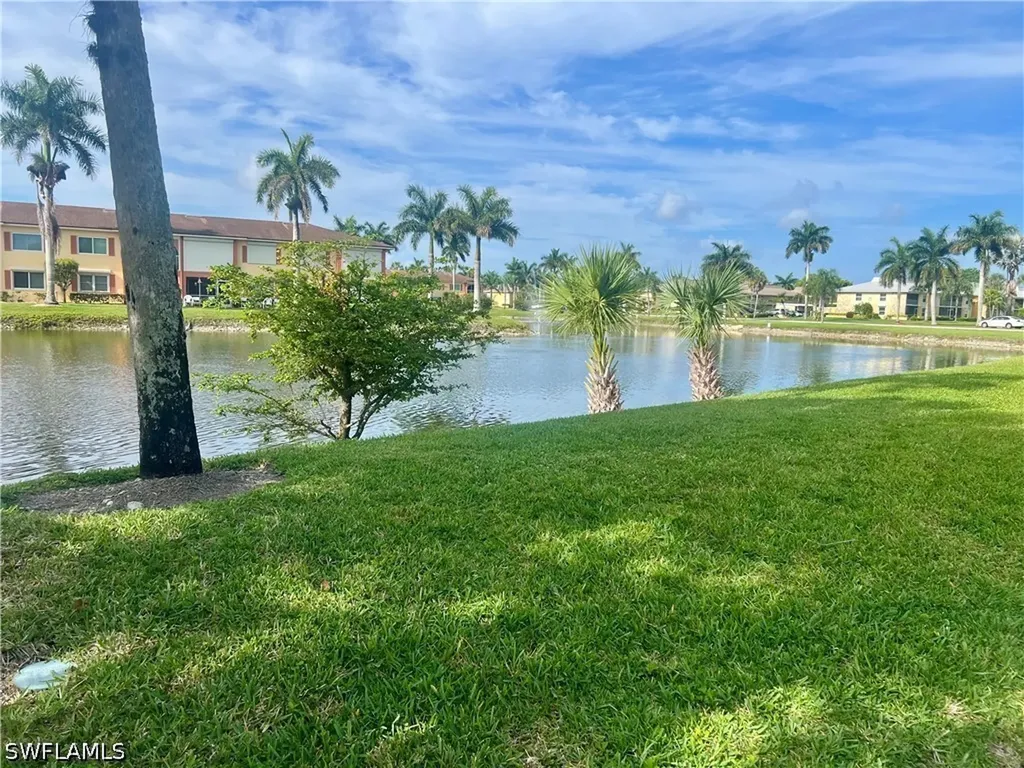 108 Lake Point Lane Naples FL 34112