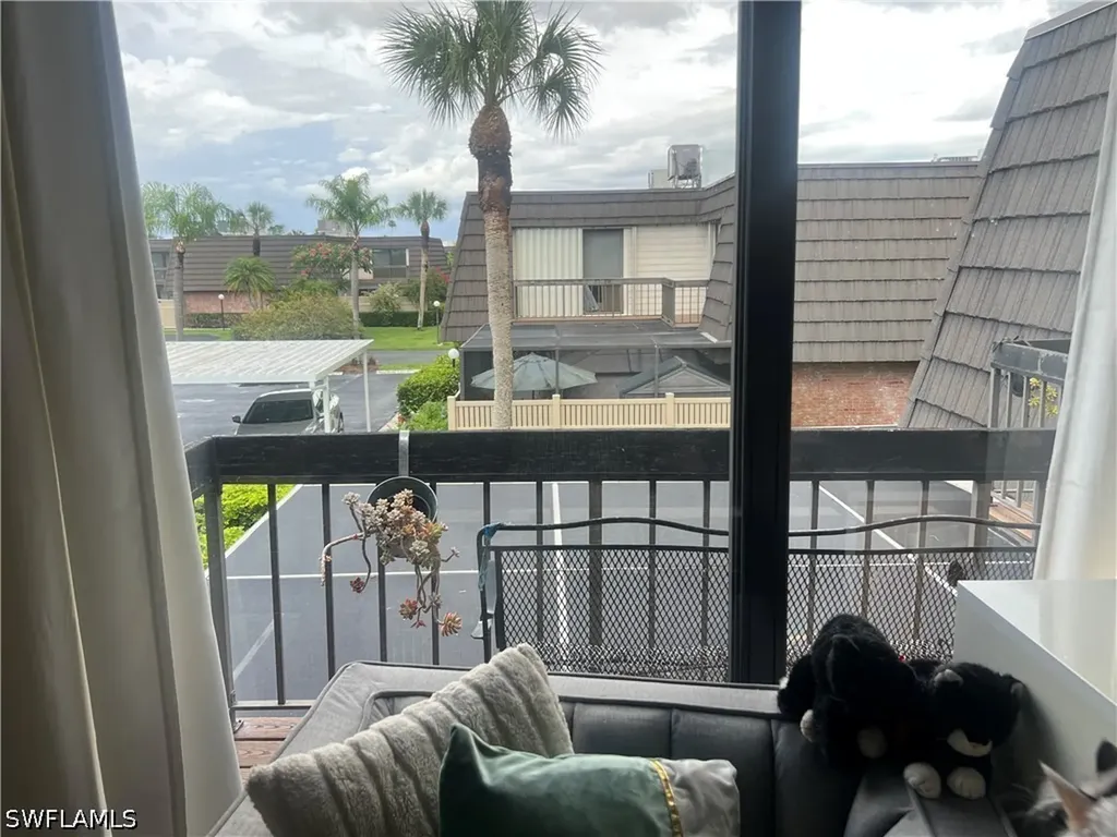 108 Lake Point Lane Naples FL 34112
