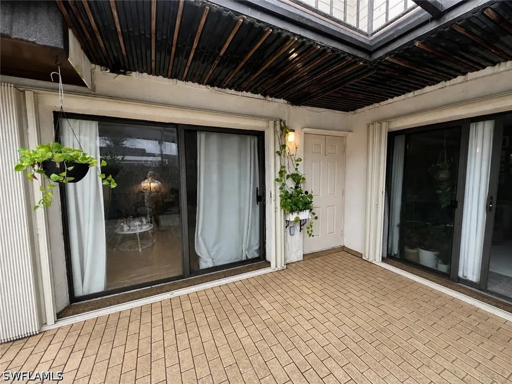108 Lake Point Lane Naples FL 34112