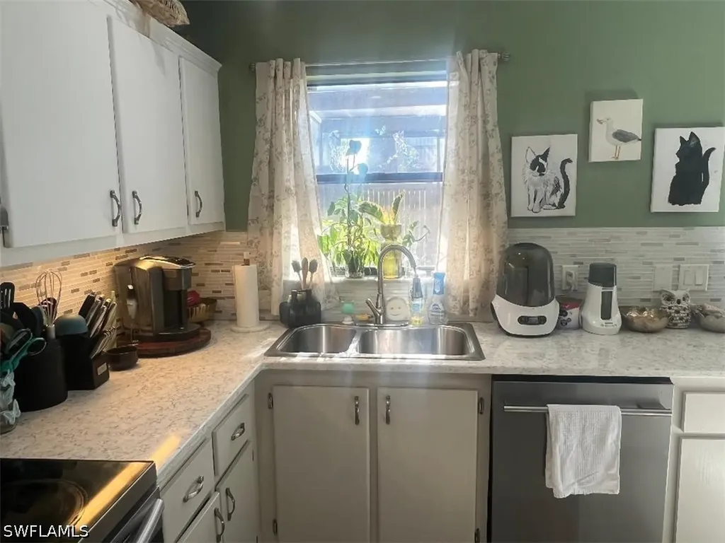 108 Lake Point Lane Naples FL 34112