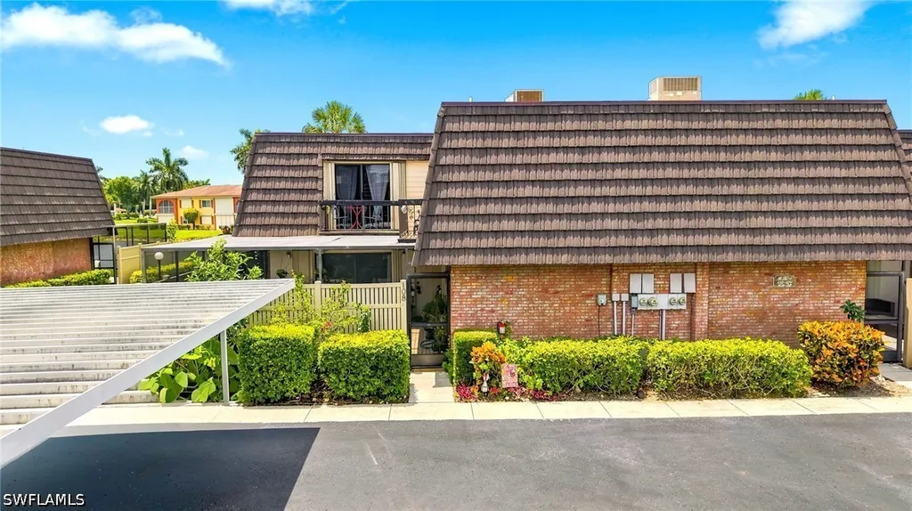 108 Lake Point Lane Naples FL 34112