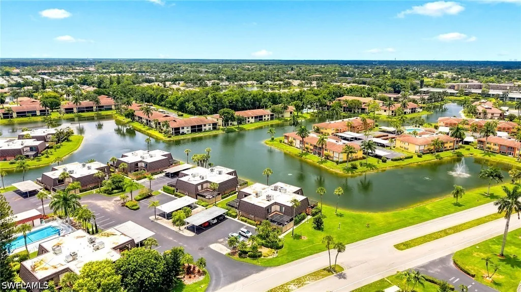 108 Lake Point Lane Naples FL 34112