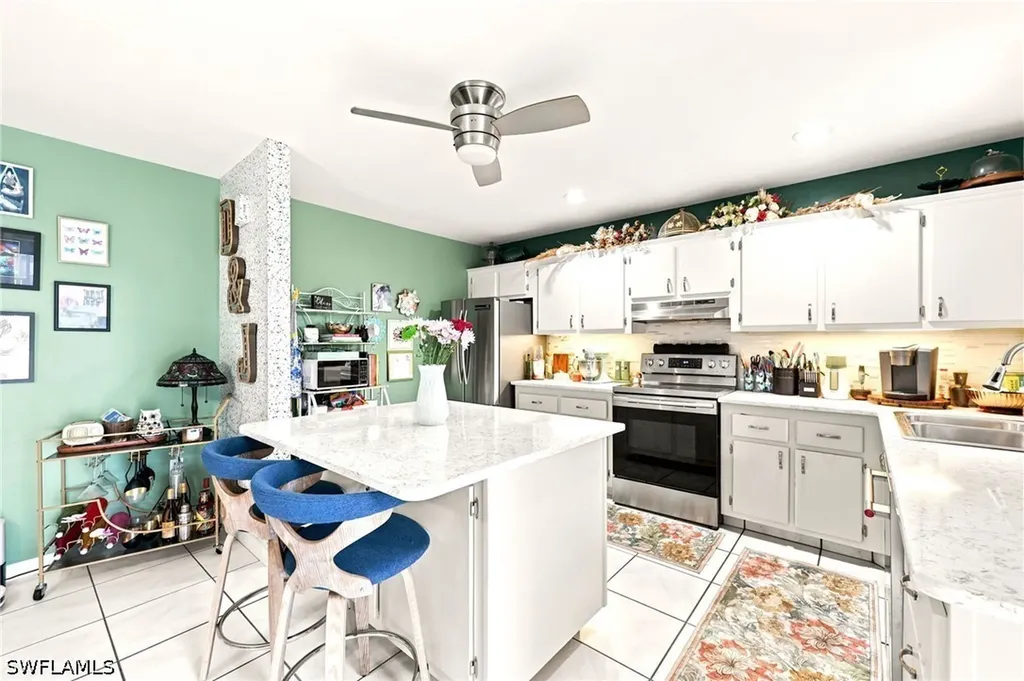 108 Lake Point Lane Naples FL 34112