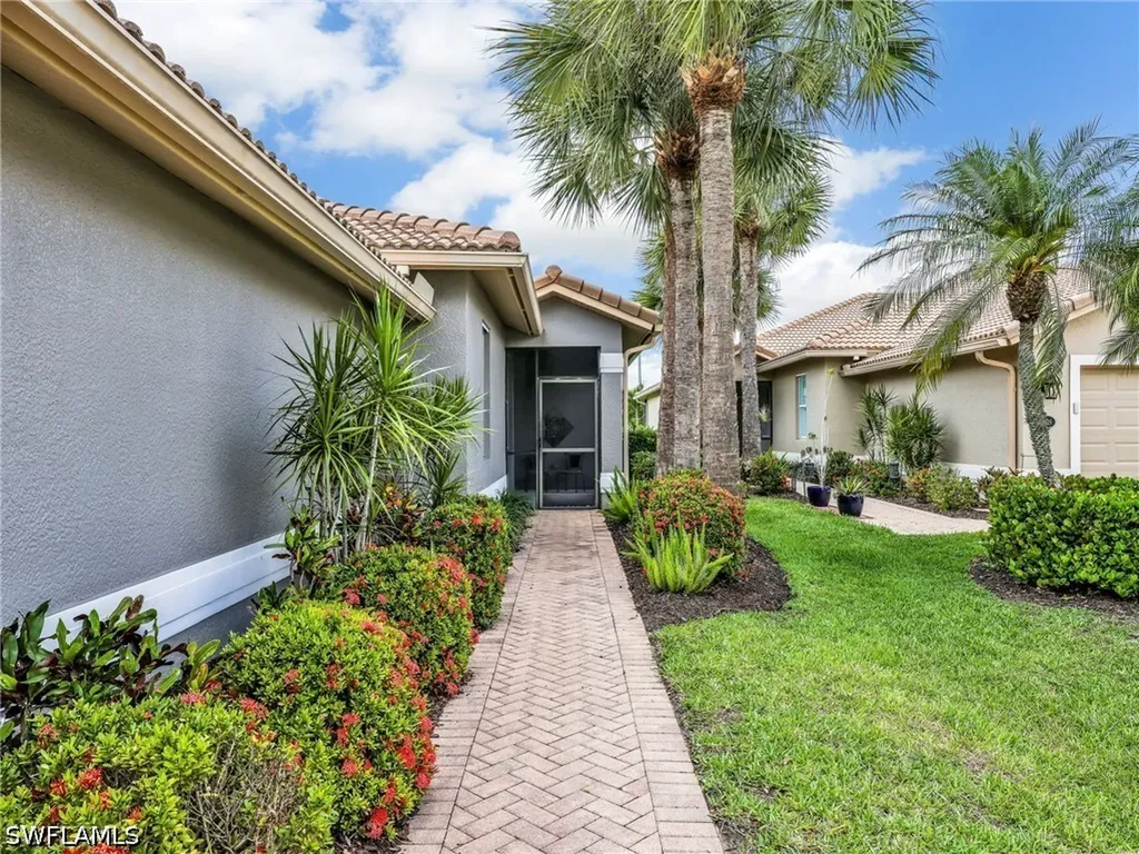 20030 Serre Drive Estero FL 33928