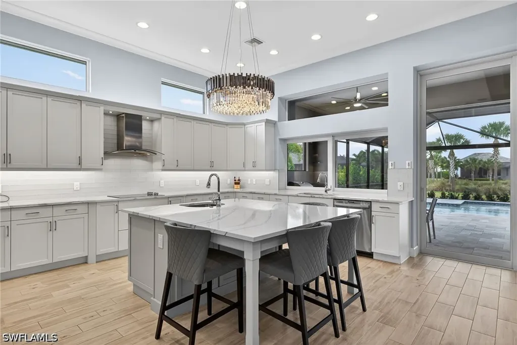 6007 Barthelemy Avenue Naples FL 34113