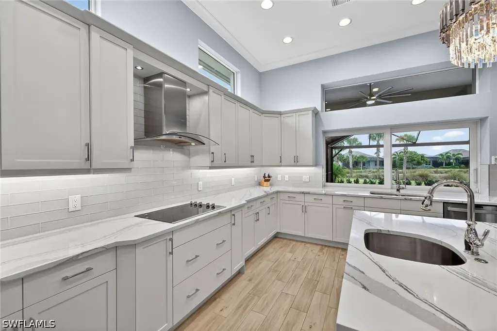 6007 Barthelemy Avenue Naples FL 34113