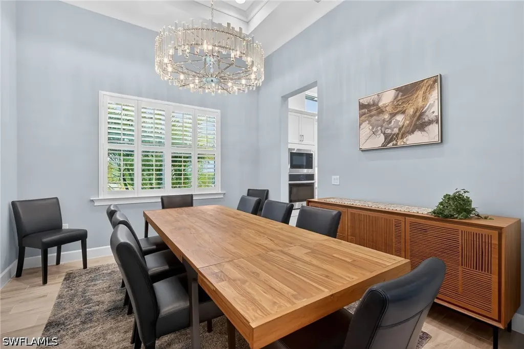 6007 Barthelemy Avenue Naples FL 34113