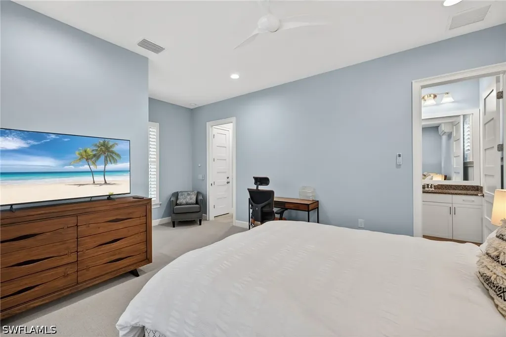 6007 Barthelemy Avenue Naples FL 34113