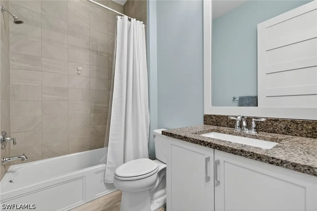 6007 Barthelemy Avenue Naples FL 34113