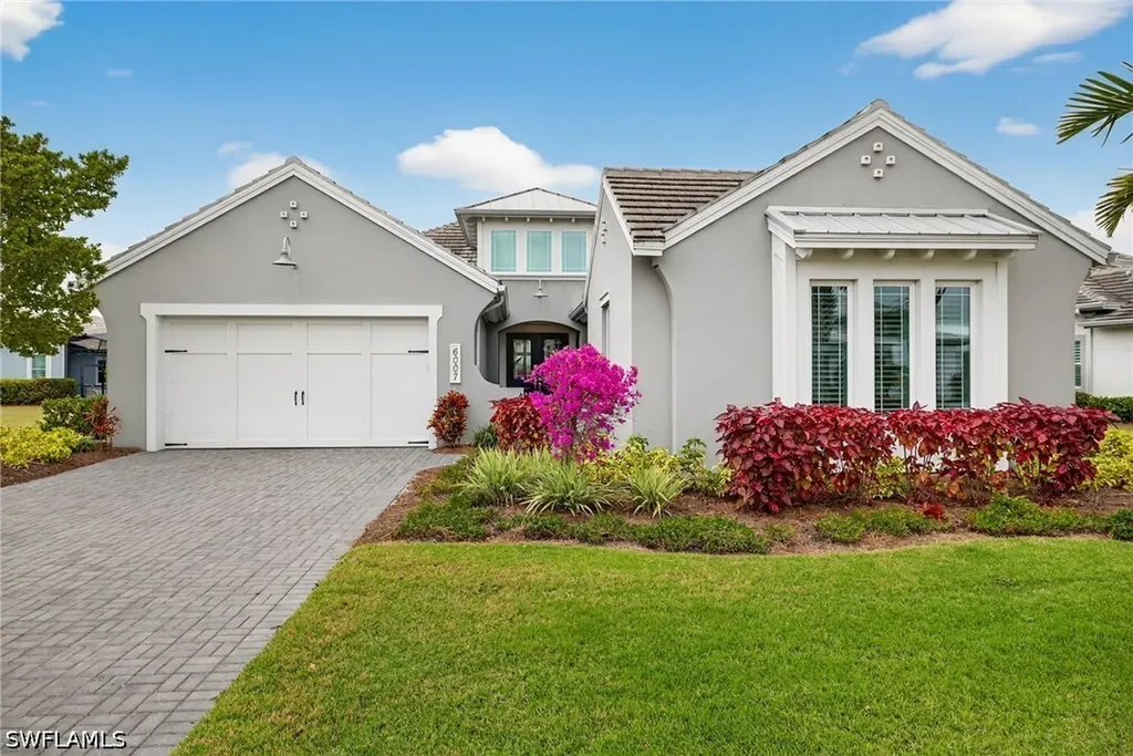 6007 Barthelemy Avenue Naples FL 34113