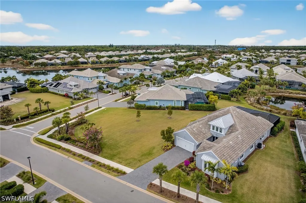 6007 Barthelemy Avenue Naples FL 34113