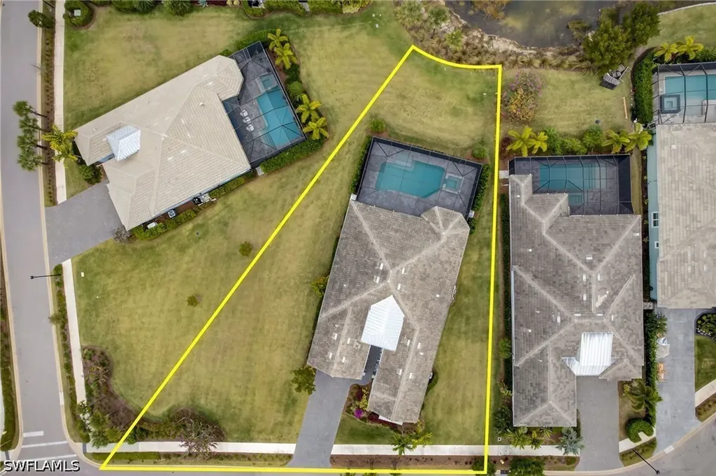 6007 Barthelemy Avenue Naples FL 34113