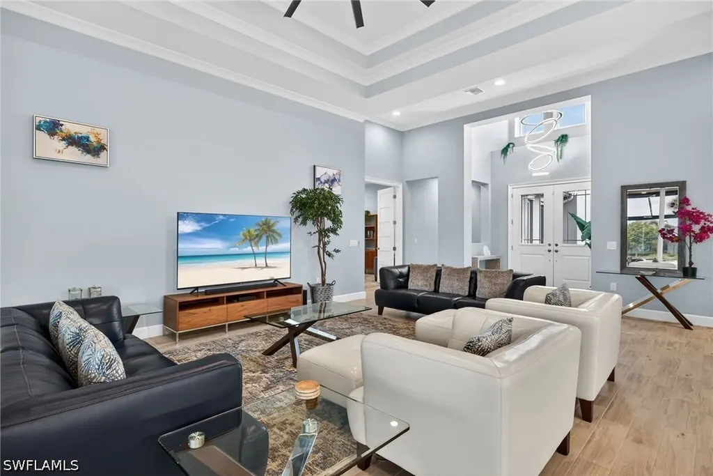 6007 Barthelemy Avenue Naples FL 34113