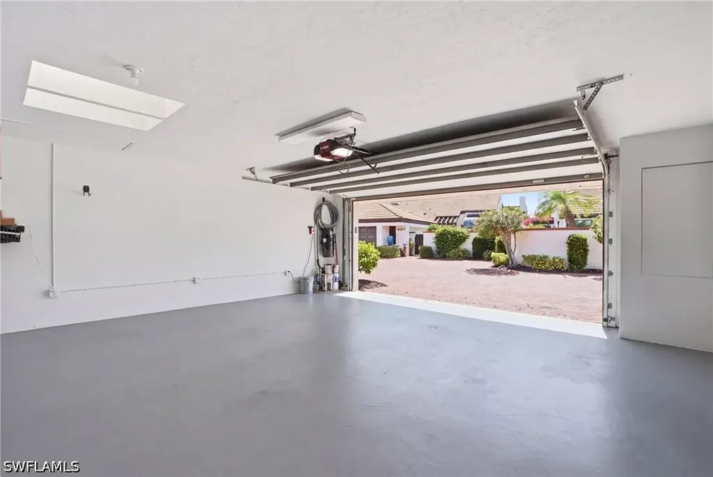 539 Bay Villas Lane Naples FL 34108
