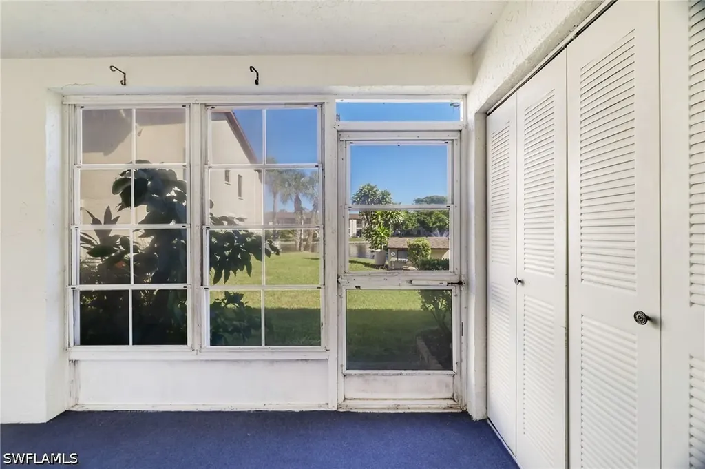 9270 Lake Park Drive Fort Myers FL 33919