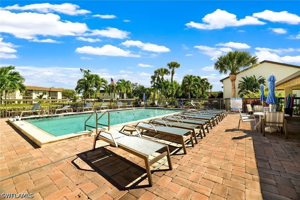 9270 Lake Park Drive Fort Myers FL 33919