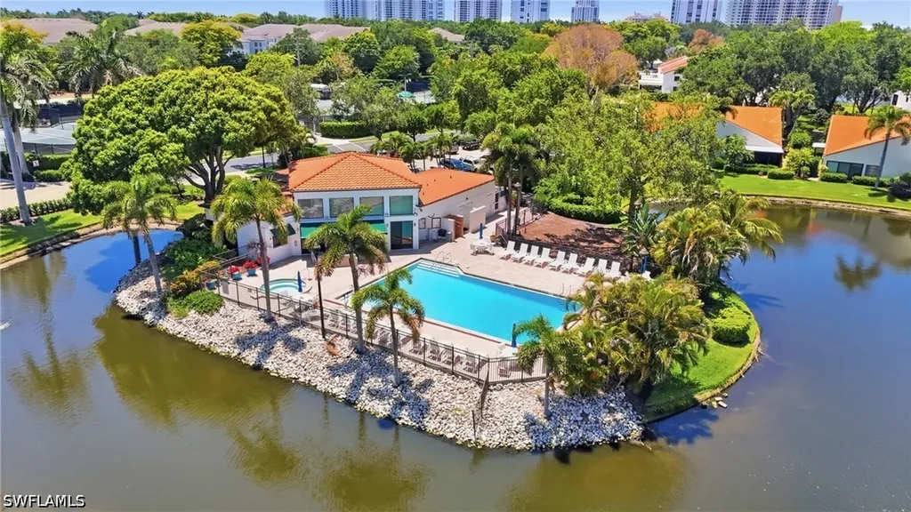 637 Beachwalk Circle Naples FL 34108