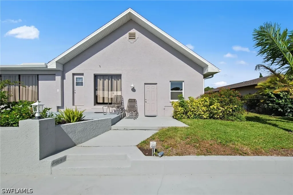 7195 Reymoor Drive North Fort Myers FL 33917