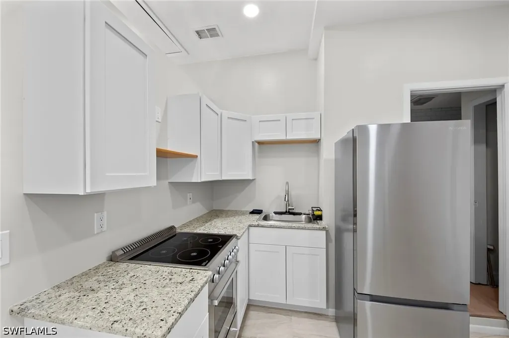 7195 Reymoor Drive North Fort Myers FL 33917