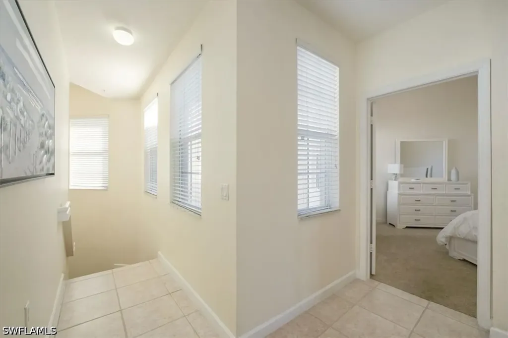 3057 Driftwood Way Naples FL 34109