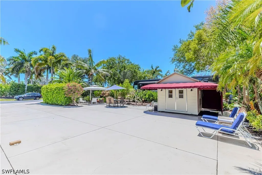 4730 Southern Breeze Drive Naples FL 34114