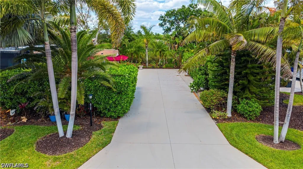 4730 Southern Breeze Drive Naples FL 34114