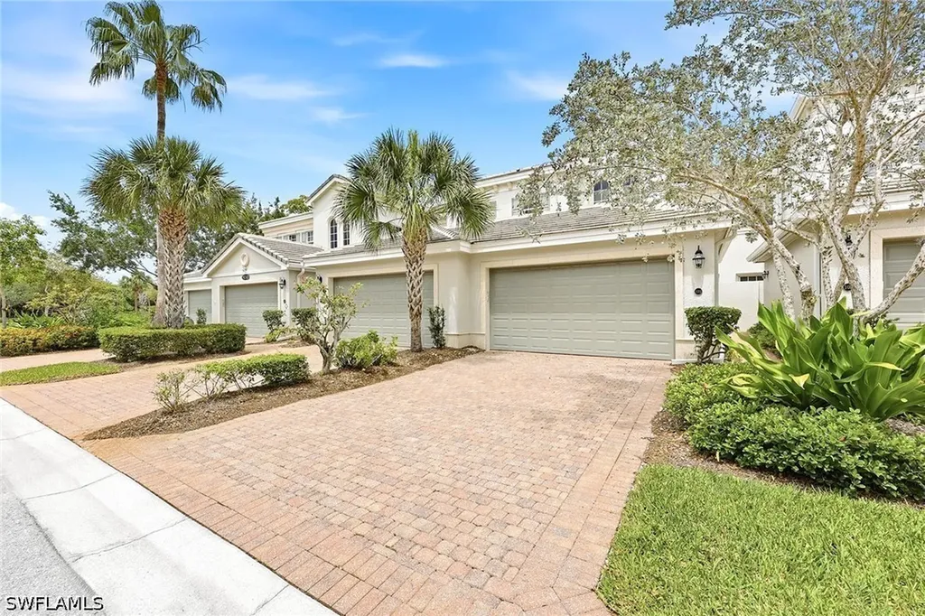 9243 Tesoro Lane Naples FL 34114
