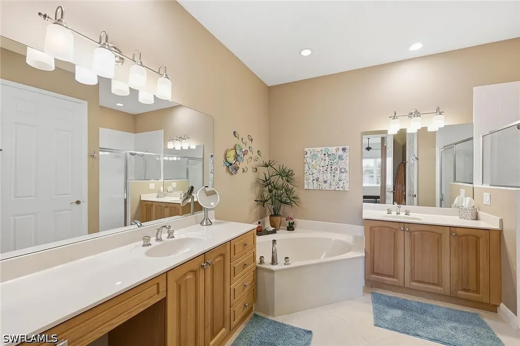 9243 Tesoro Lane Naples FL 34114