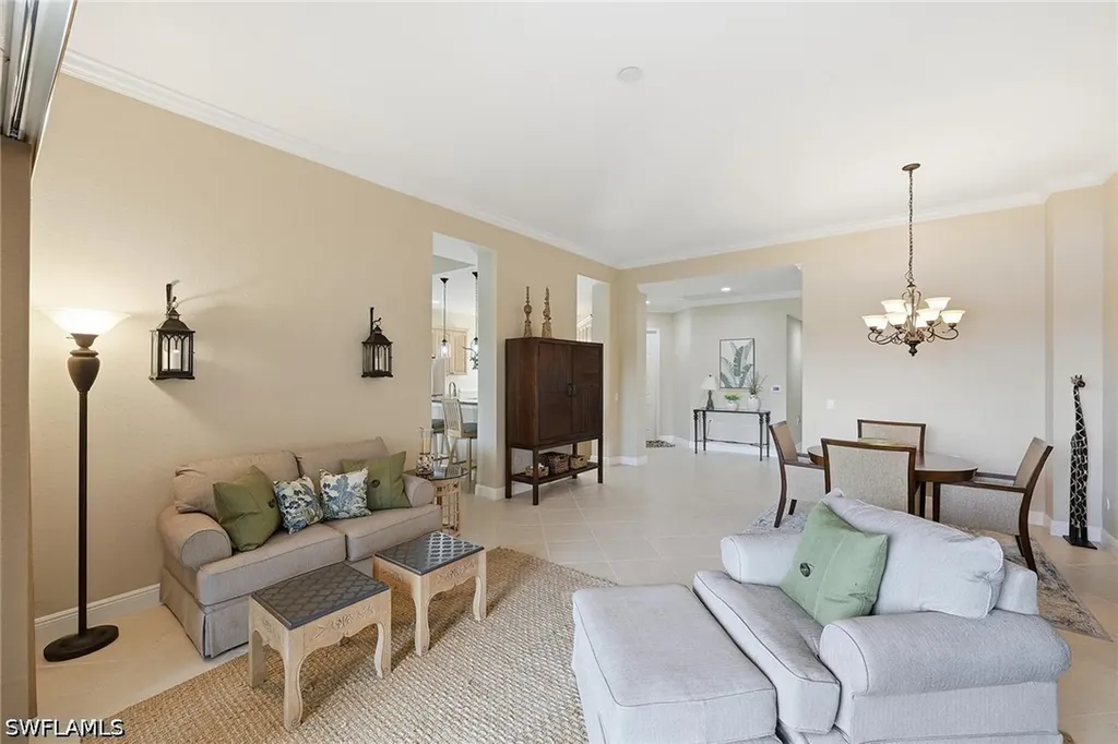 9243 Tesoro Lane Naples FL 34114