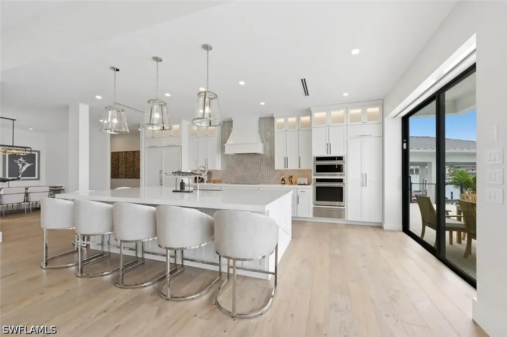 200 Bahia Point Naples FL 34103