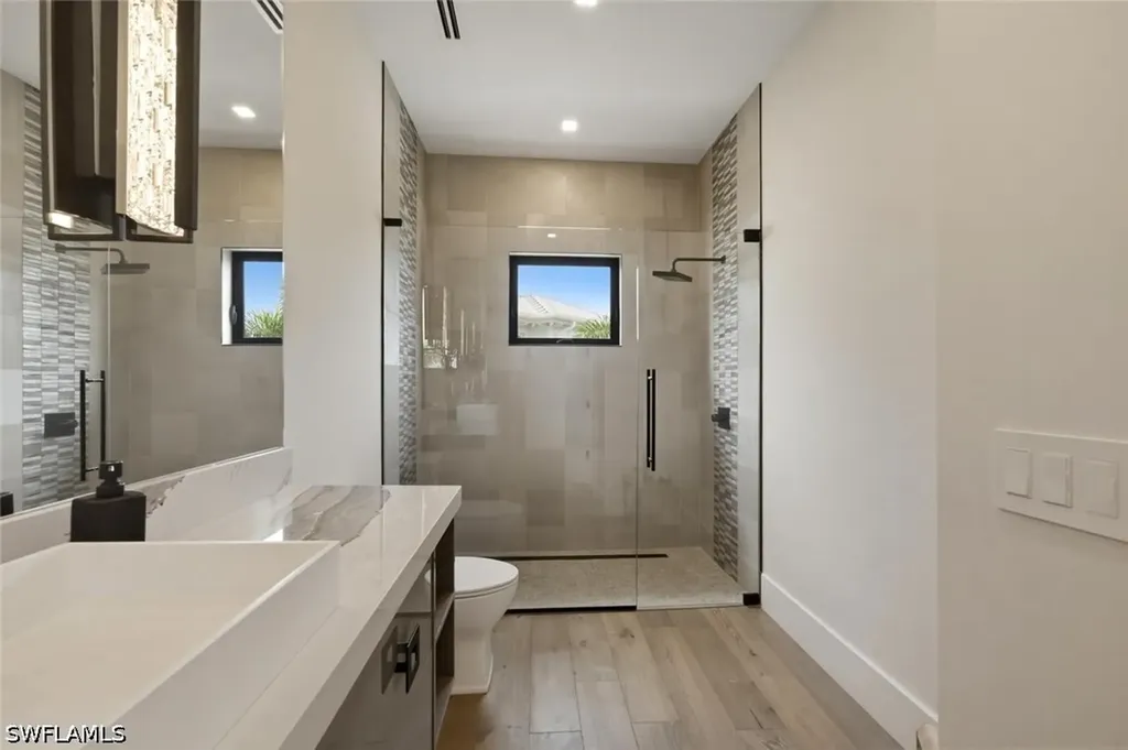 200 Bahia Point Naples FL 34103