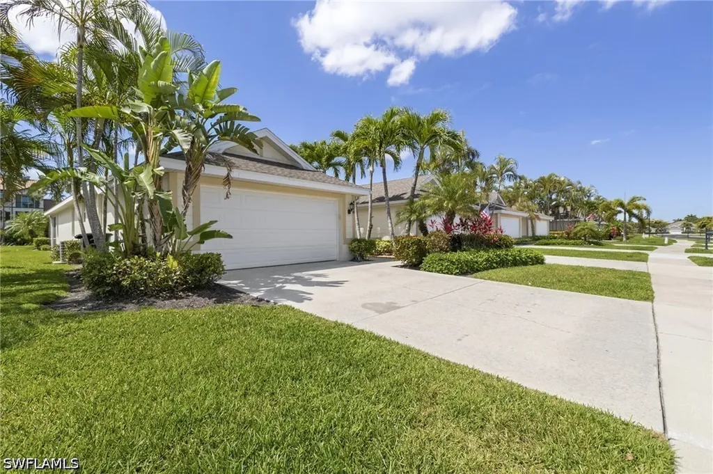 4270 Avian Avenue Fort Myers FL 33916