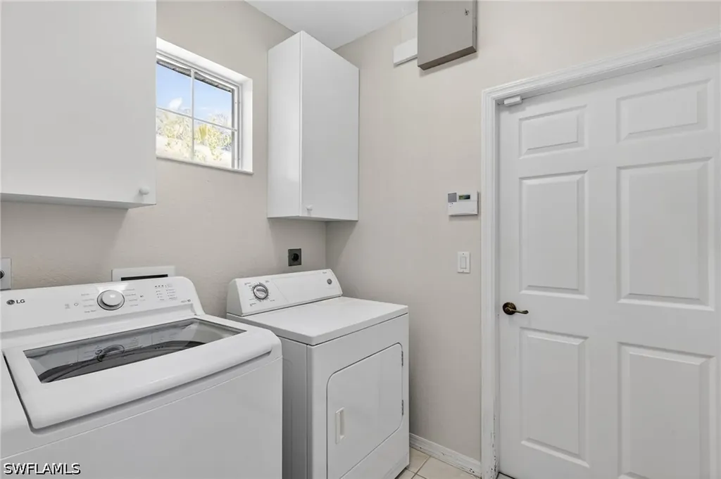 4270 Avian Avenue Fort Myers FL 33916