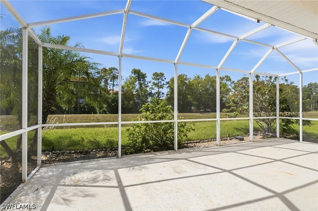4270 Avian Avenue Fort Myers FL 33916