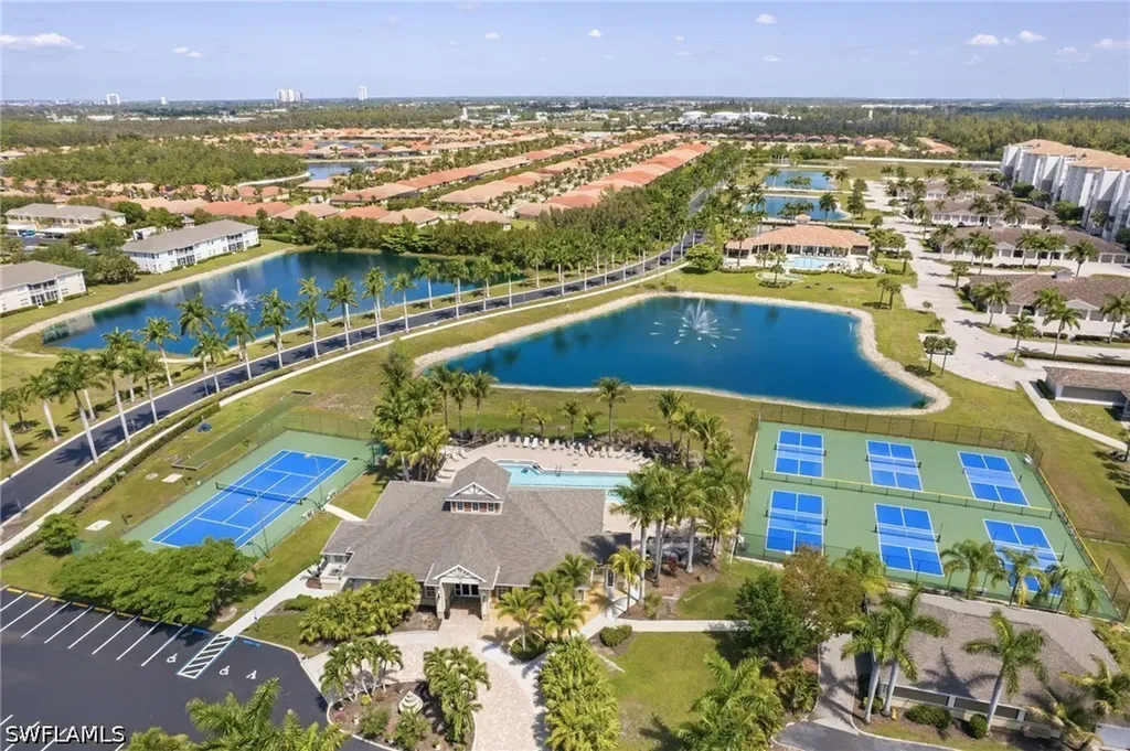 4270 Avian Avenue Fort Myers FL 33916