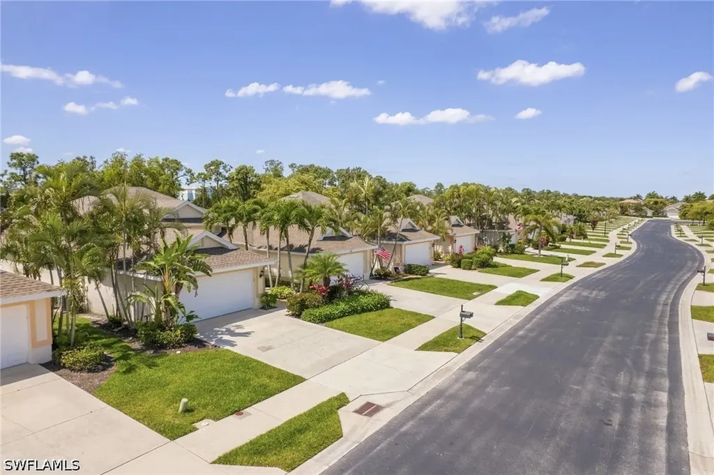 4270 Avian Avenue Fort Myers FL 33916