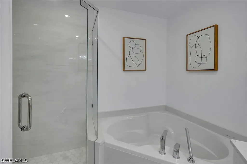 2165 Arielle Drive Naples FL 34109