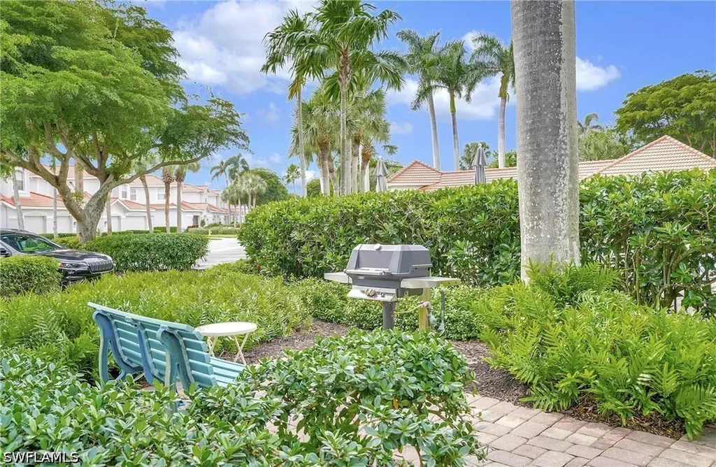 2165 Arielle Drive Naples FL 34109