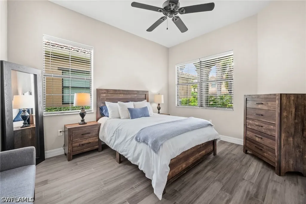 3454 Pacific Drive Naples FL 34119