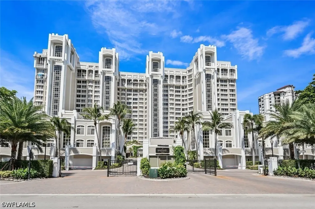 7117 Pelican Bay Boulevard Naples FL 34108